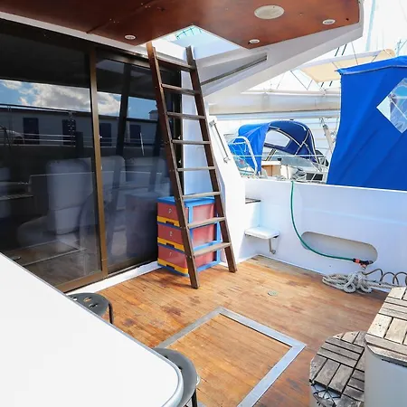Yacht Xperience Botel