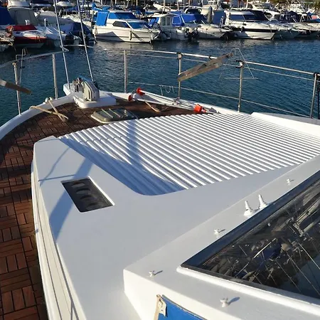 Yacht Xperience Ботель Пасито Бланко
